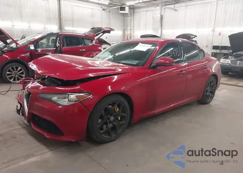 2019 Alfa Romeo Giulia Sport Rwd z USA, uszkodzony, nr VIN ZARFAMAN4K7621606